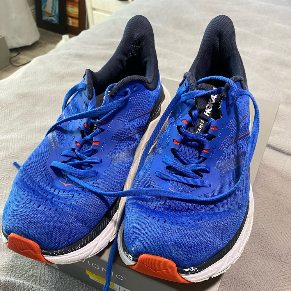 Hoka Arahi 5 men’s shoe 10.5